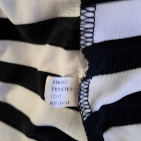 Lane Bryant LIVI Active Tank Top 28/28 Workout Athleisure Cross Back - Picture 9 of 9